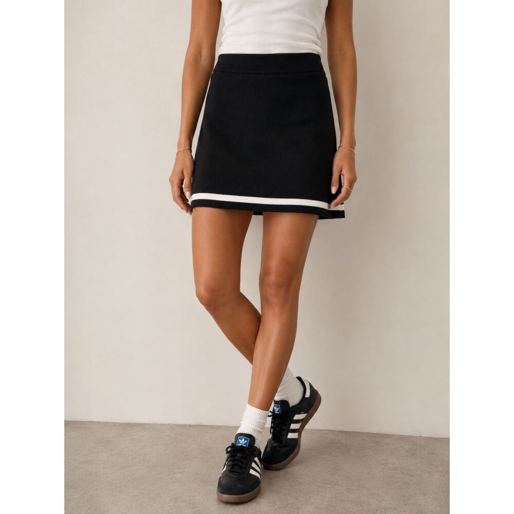Sincerely Jules Black Knit Mini Skirt White Stripe Hem Preppy Tennis Size S